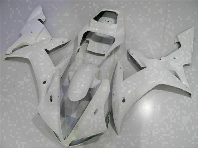 Discount 2002-2003 White Yamaha YZF R1 Motorbike Fairing UK Discount 2002-2003 White Yamaha YZF R1 Motorbike Fairing UK