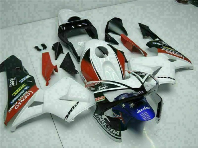 Discount 2003-2004 White Blue Honda CBR600RR Motorcylce Fairings UK Discount 2003-2004 White Blue Honda CBR600RR Motorcylce Fairings UK