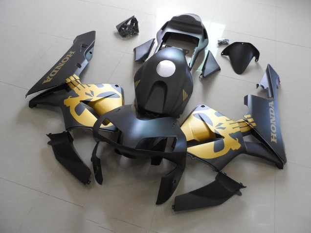 Discount 2003-2004 Black Gold Decal Honda CBR600RR Motorcycle Fairings Kit UK Discount 2003-2004 Black Gold Decal Honda CBR600RR Motorcycle Fairings Kit UK
