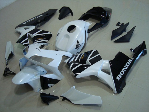 Discount 2003-2004 White Black Honda CBR600RR Motorcylce Fairings UK Discount 2003-2004 White Black Honda CBR600RR Motorcylce Fairings UK