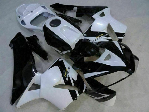 Discount 2005-2006 White Black Honda CBR600RR Motorbike Fairing UK Discount 2005-2006 White Black Honda CBR600RR Motorbike Fairing UK