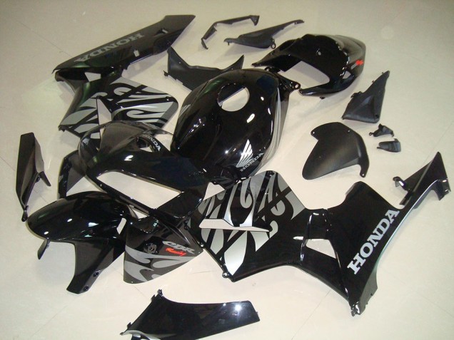Discount 2005-2006 Black White Flame Honda CBR600RR Bike Fairing UK Discount 2005-2006 Black White Flame Honda CBR600RR Bike Fairing UK