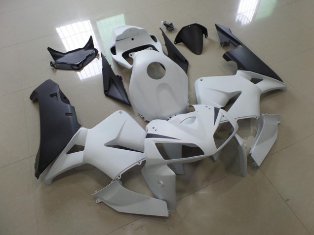 Discount 2005-2006 White Black Honda CBR600RR Motorcycle Fairing Kits UK Discount 2005-2006 White Black Honda CBR600RR Motorcycle Fairing Kits UK