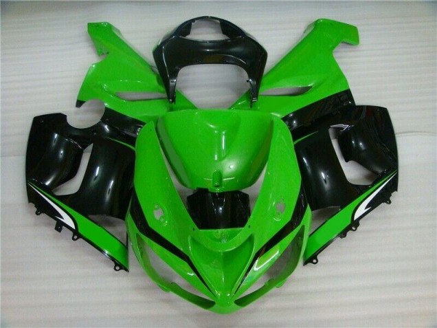 Discount 2005-2006 Green White Black Kawasaki ZX6R Motorcyle Fairings UK Discount 2005-2006 Green White Black Kawasaki ZX6R Motorcyle Fairings UK