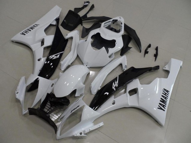 Discount 2006-2007 White and Black Yamaha YZF R6 Replacement Motorcycle Fairings UK Discount 2006-2007 White and Black Yamaha YZF R6 Replacement Motorcycle Fairings UK