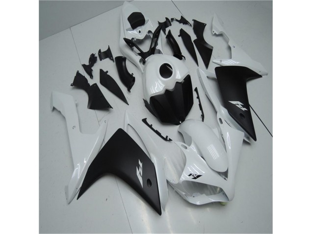 Discount 2007-2008 White Black Yamaha YZF R1 Motorbike Fairing Kits UK Discount 2007-2008 White Black Yamaha YZF R1 Motorbike Fairing Kits UK