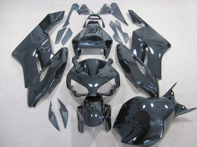 Discount 2004-2005 Black Honda CBR1000RR Motorcycle Fairings Kit UK Discount 2004-2005 Black Honda CBR1000RR Motorcycle Fairings Kit UK