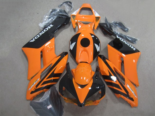 Discount 2004-2005 Black Orange Honda CBR1000RR Motorbike Fairing Kits UK Discount 2004-2005 Black Orange Honda CBR1000RR Motorbike Fairing Kits UK