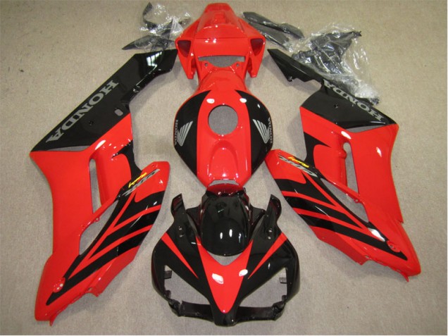 Discount 2004-2005 Red Black Fireblade Honda CBR1000RR Motorcycle Replacement Fairings UK Discount 2004-2005 Red Black Fireblade Honda CBR1000RR Motorcycle Replacement Fairings UK