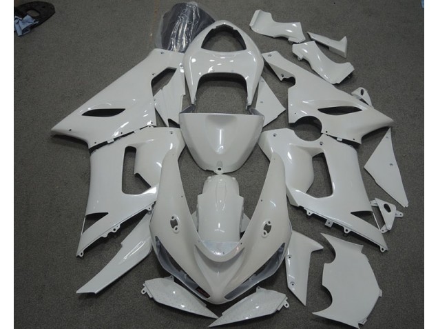 Discount 2005-2006 White Kawasaki ZX6R Motorcycle Fairings Kit UK Discount 2005-2006 White Kawasaki ZX6R Motorcycle Fairings Kit UK