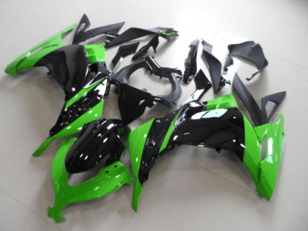 Discount 2013-2016 Black Green Kawasaki ZX300R Motorbike Fairing Kits UK Discount 2013-2016 Black Green Kawasaki ZX300R Motorbike Fairing Kits UK