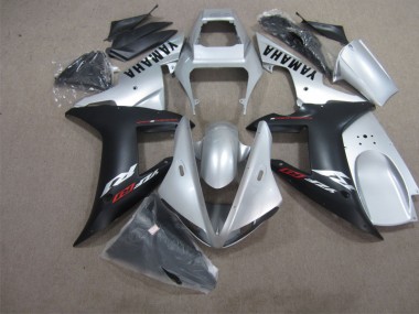 Discount 2004-2006 Silver Black Yamaha YZF R1 Motorcycle Fairings UK